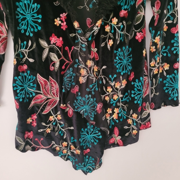 VTG VINE STREET Cardigan M Velvet Floral Embroidered Boho Whimsigoth Whitchy - Picture 8 of 17